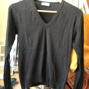 Agnes b. Paris long sleeve 100% cotton black v-nec